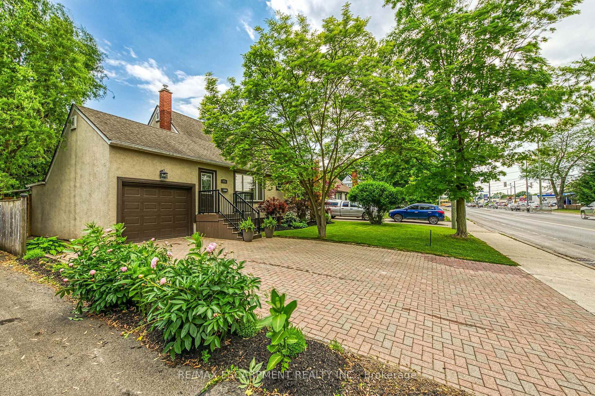Photo de la propriété: 148 Lakeshore Road ON L2N 2V1