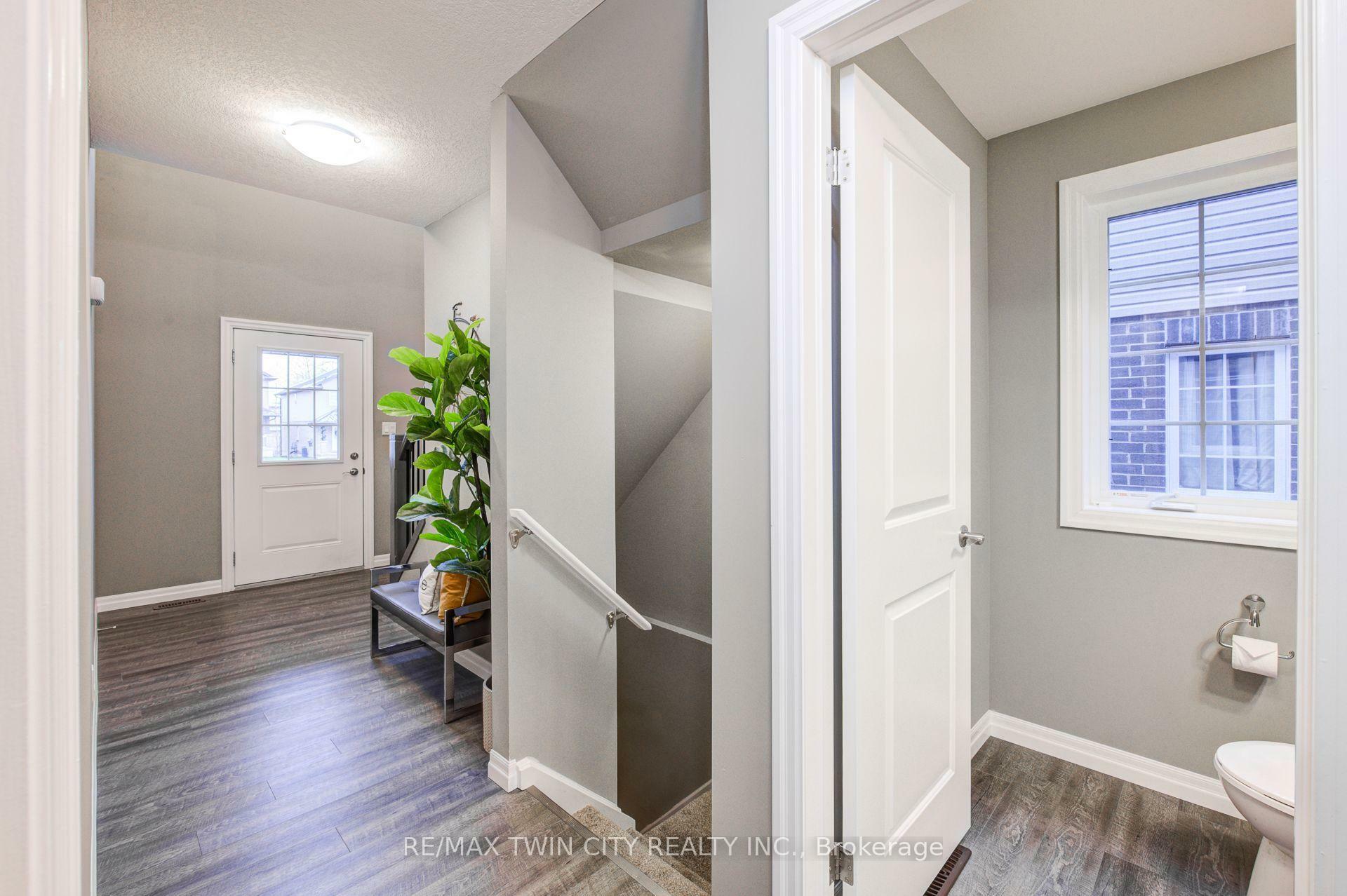 Property Photo: 343 Huron Street 2 ON N4S 7A5