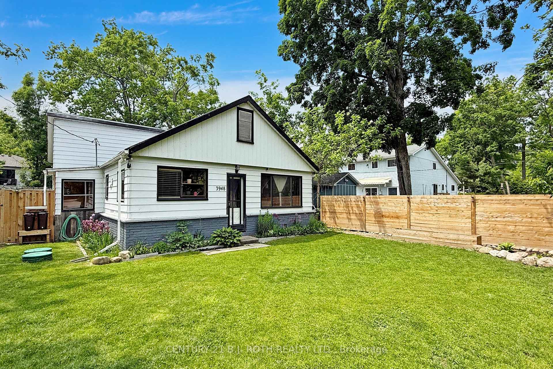 Property Photo: 3948 Alderly Avenue ON L9S 2M2