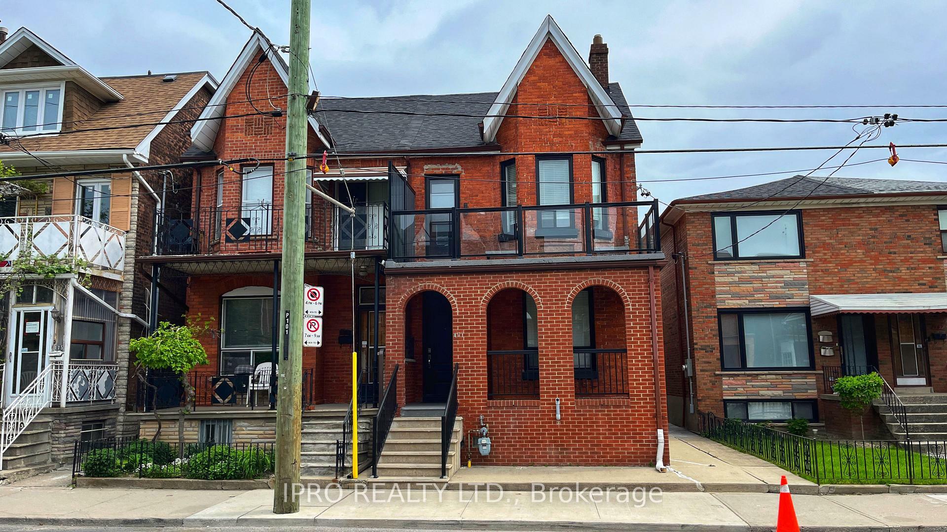 Photo de la propriété: 471 Ossington Avenue 2-Main ON M6G 3T3