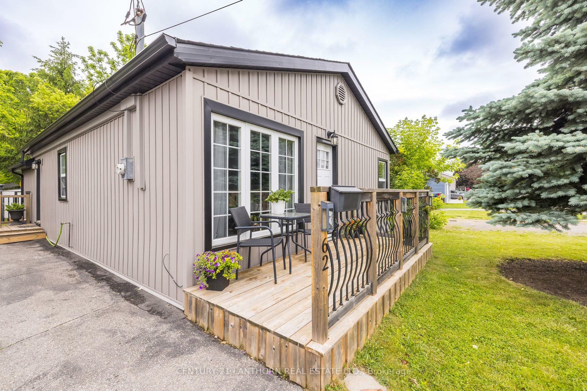 Property Photo: 62 George Street ON K8V 1R6