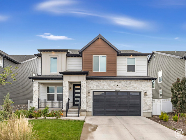 Property Photo: 13878 S Greenford Ln UT 84096