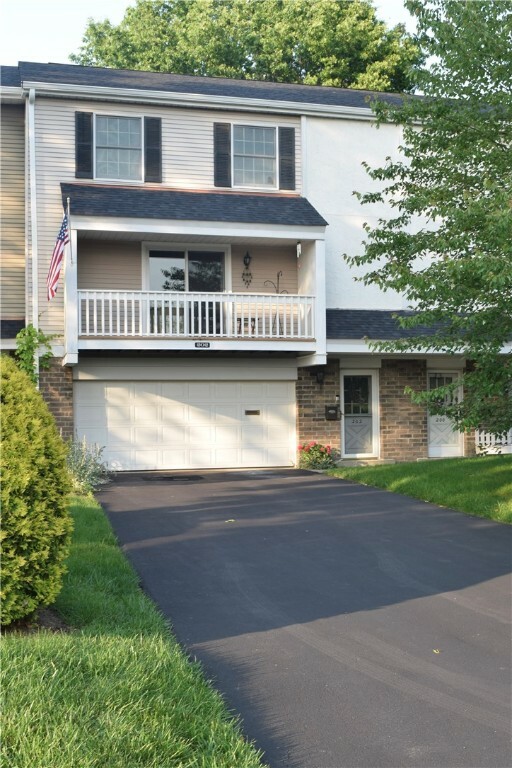 Property Photo:  202 Roscommon Pl  PA 15317 