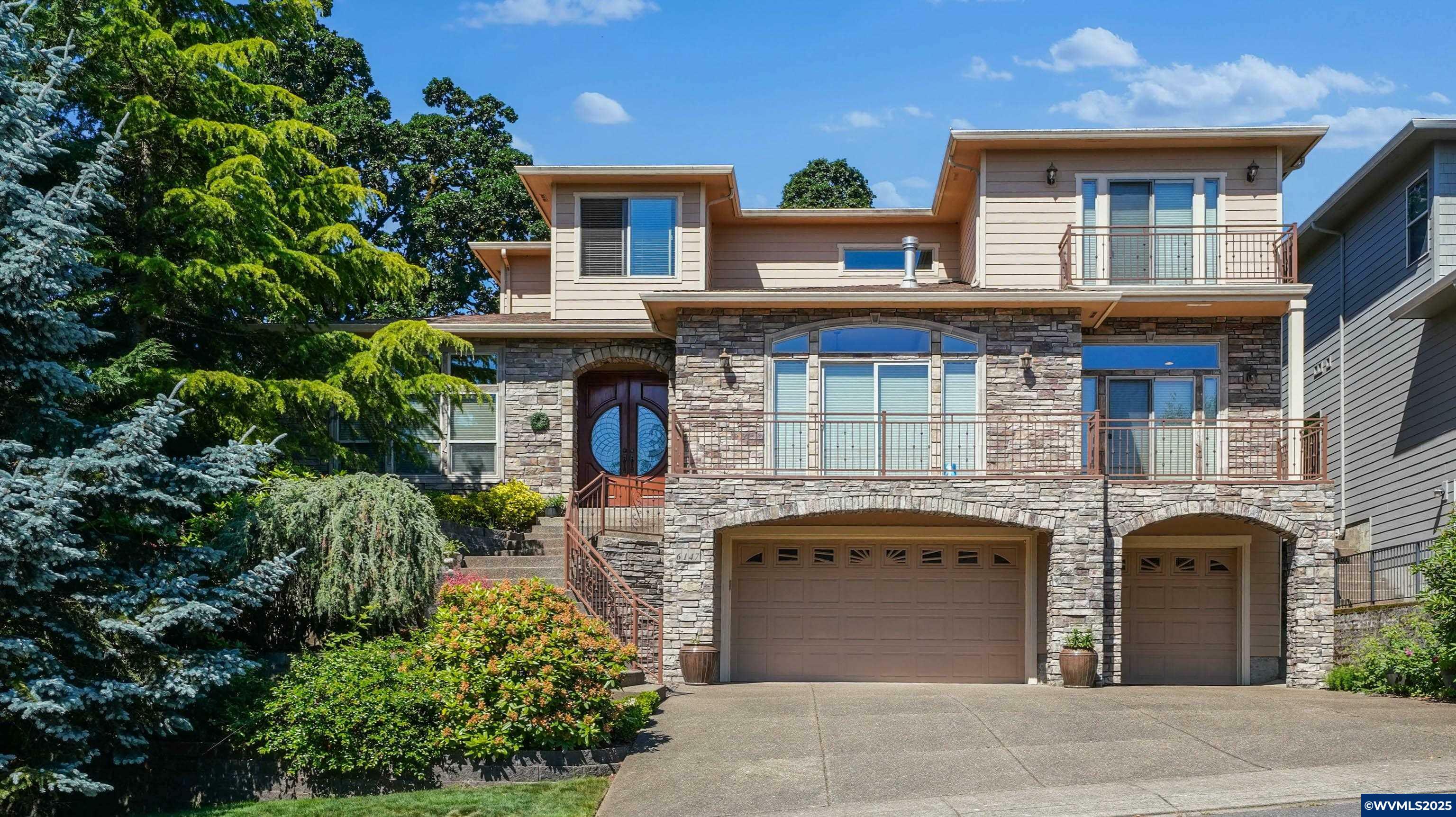 Property Photo: 6147 Quail Hollow St SE OR 97306