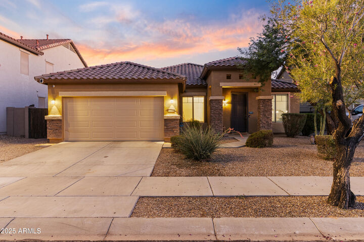 Property Photo: 16559 W Lincoln Street AZ 85338