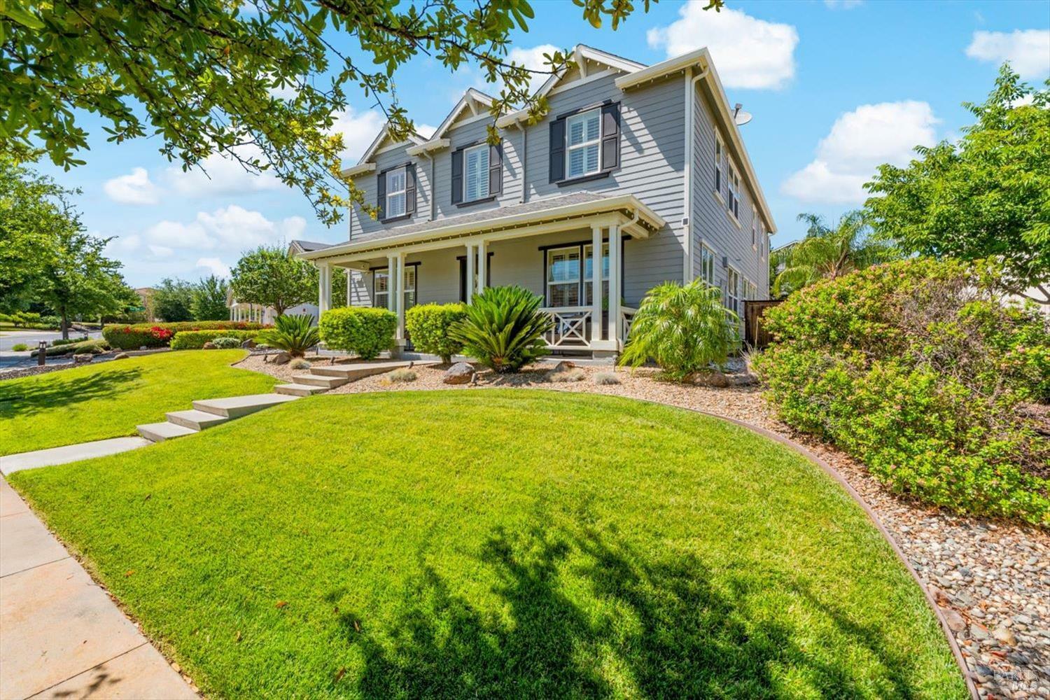 Property Photo:  466 Peacock Way  CA 95688 