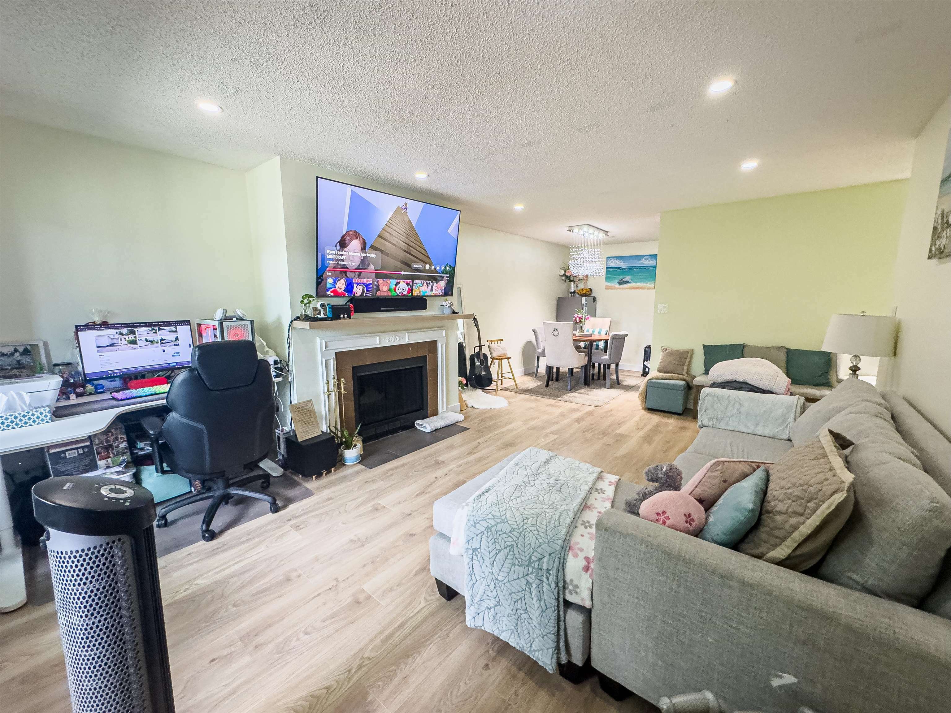 Property Photo: 8591 Westminster Highway 204 BC V6X 3E2