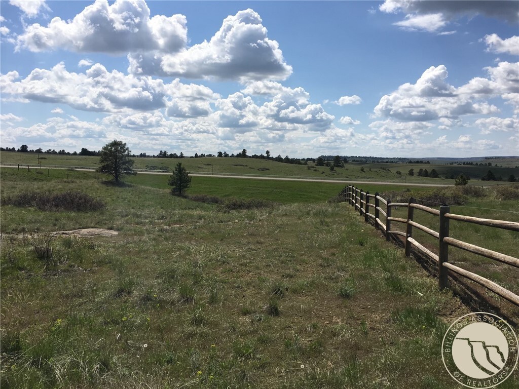Property Photo: 5001 Mt Hwy 3 MT 59106