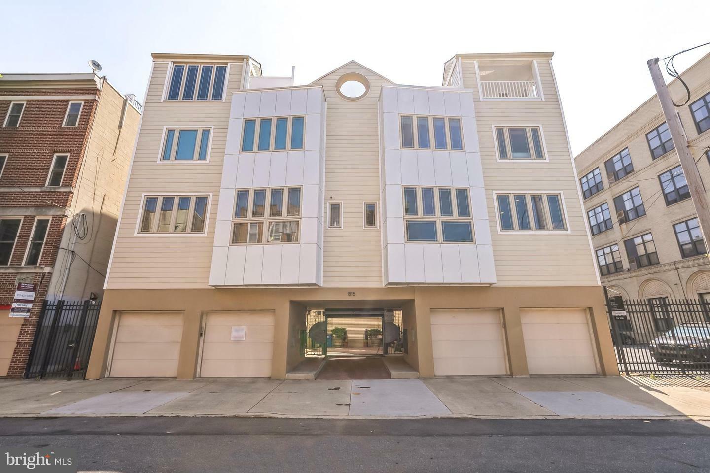 Property Photo: 815 S 7th Street 3 PA 19147