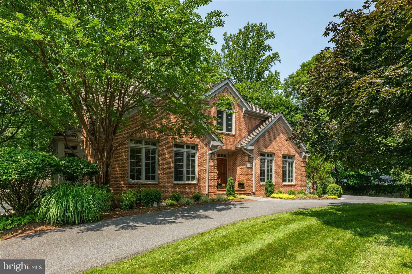 9600 Eagle Ridge Drive  Bethesda MD 20817 photo