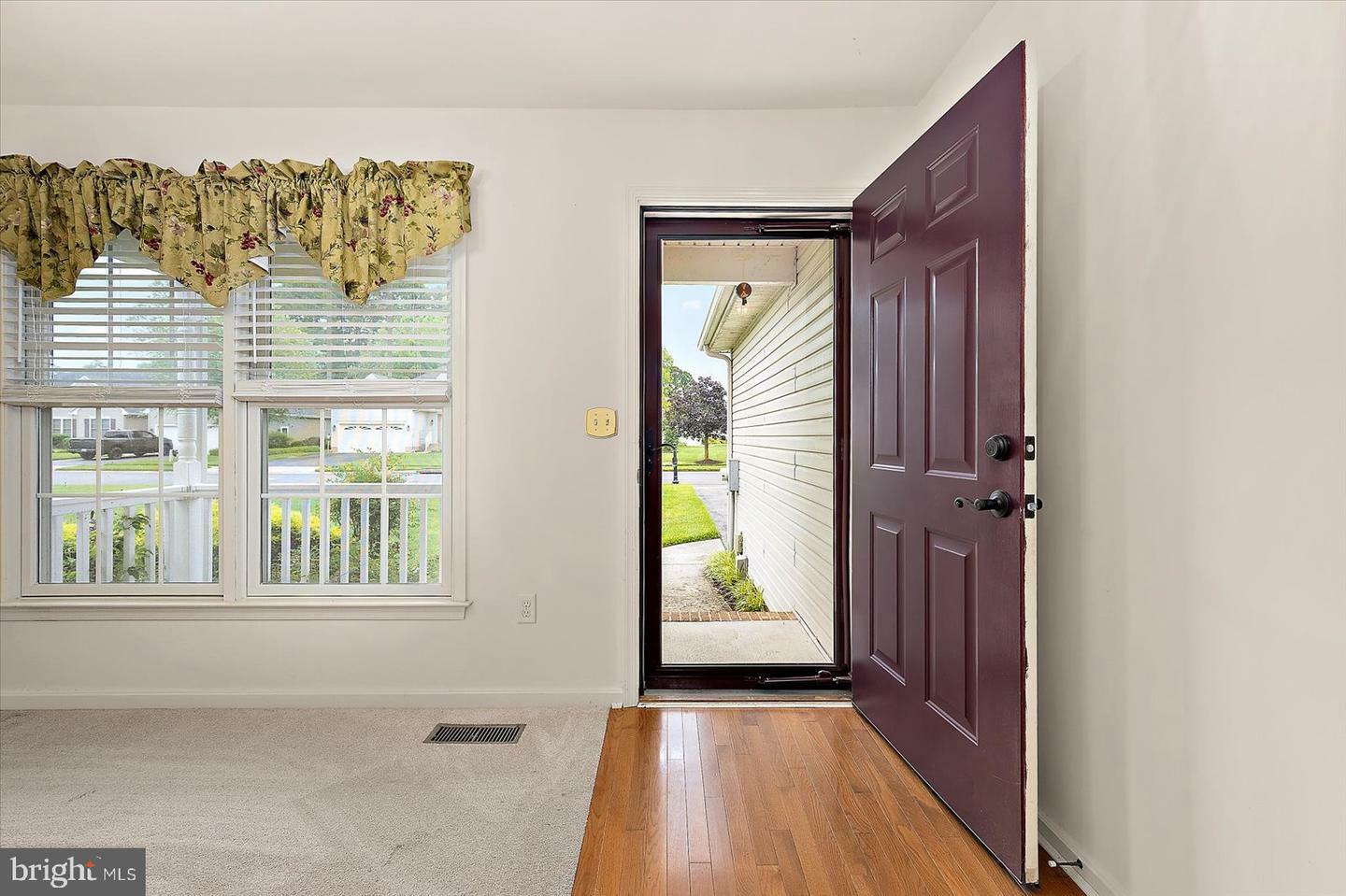 Property Photo: 5926 Tappan Lane MD 21801