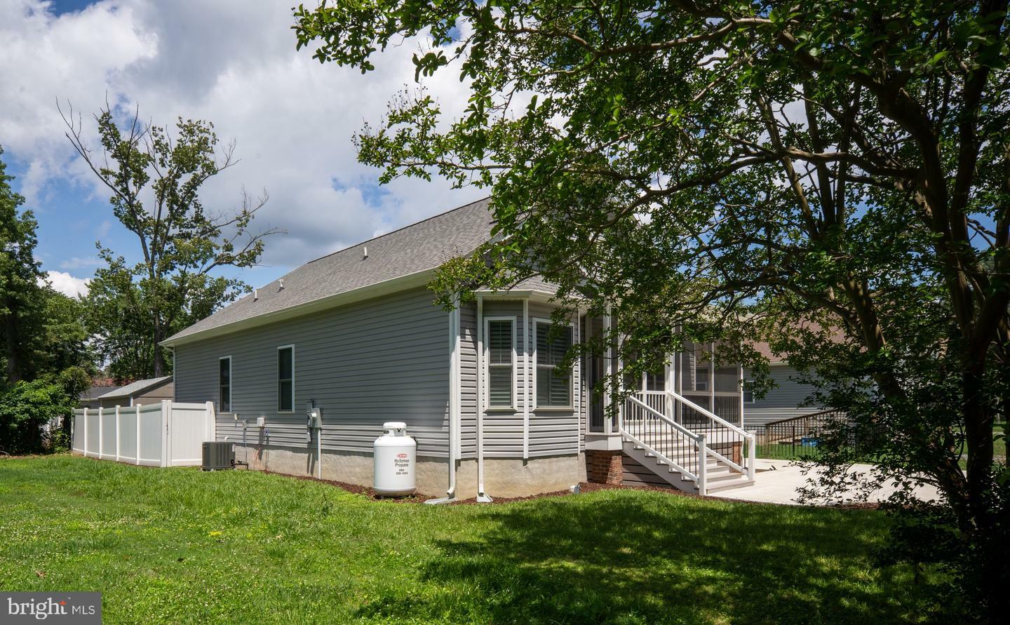 Property Photo:  201 Lawrence Lane  VA 22443 