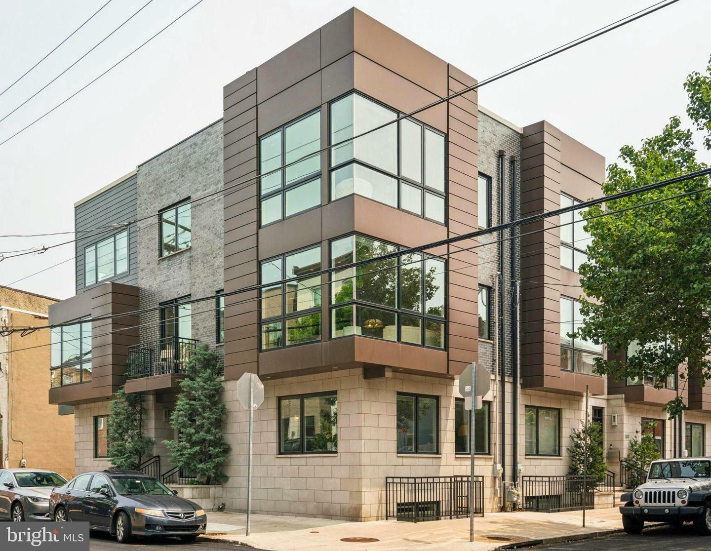 Property Photo: 725 S 19th Street PA 19146