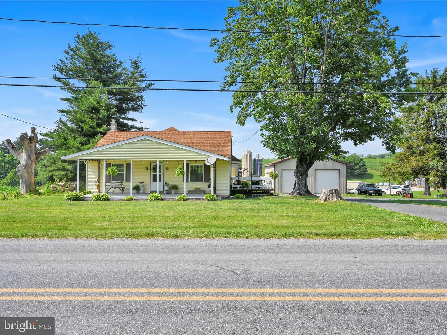 Property Photo: 1139 Silver Spring Road PA 17532