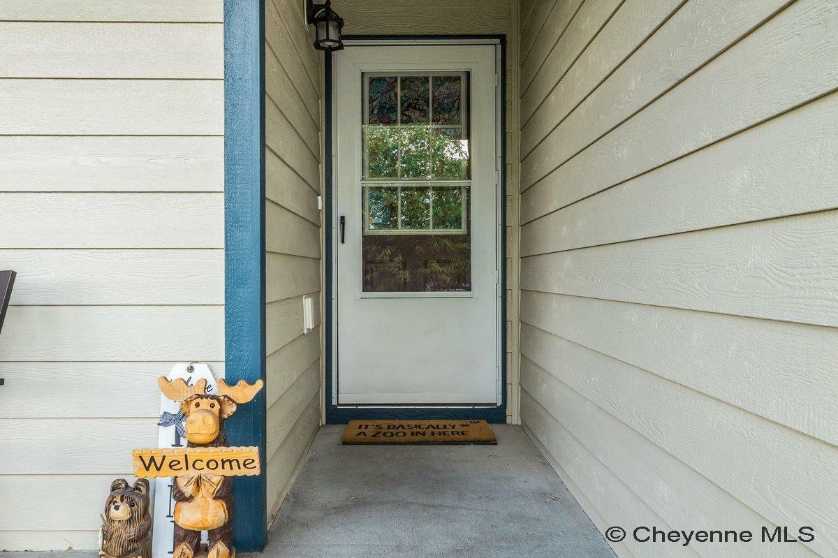 Property Photo: 407 Desmet Dr WY 82007