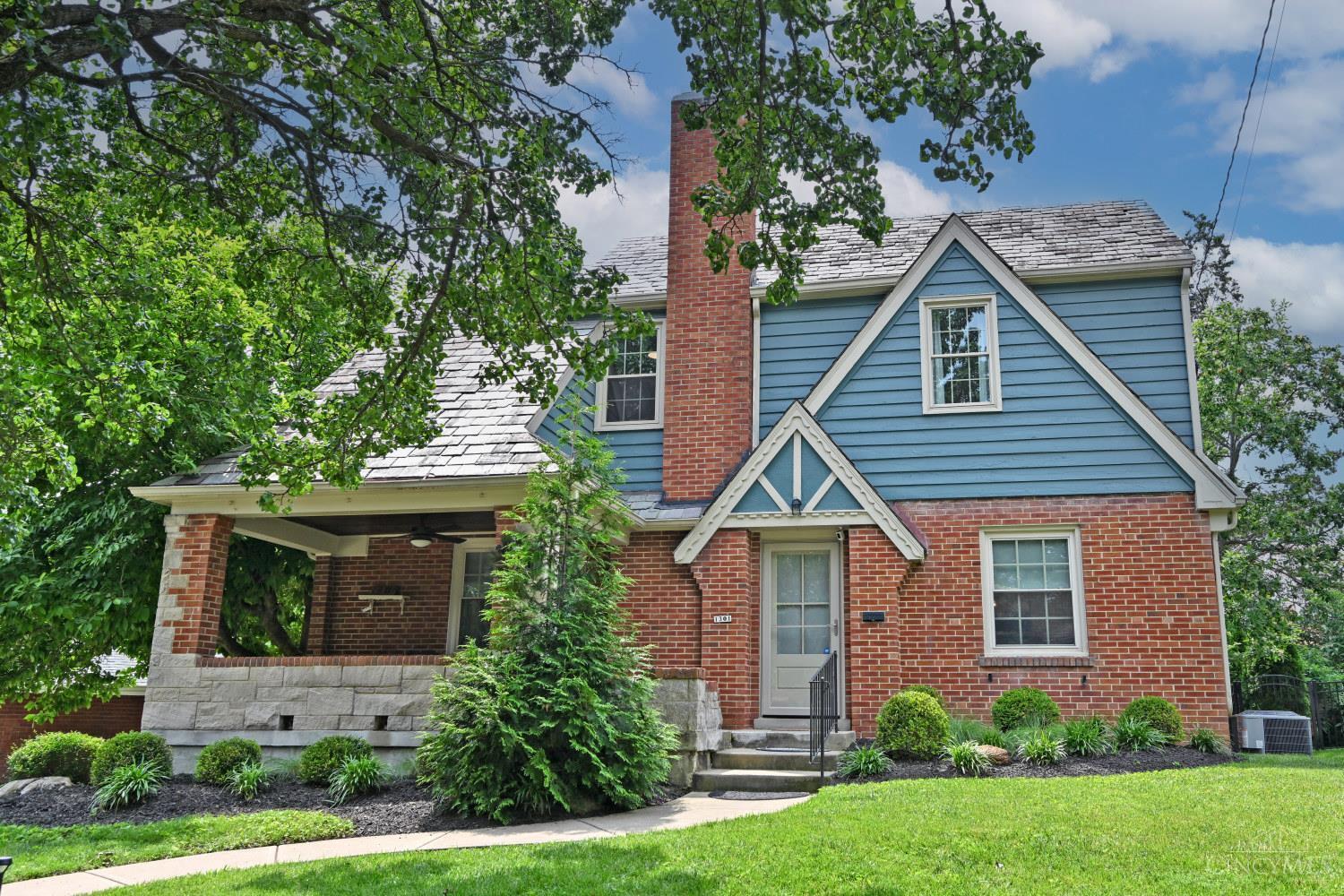 Property Photo: 1301 Cryer Avenue OH 45208