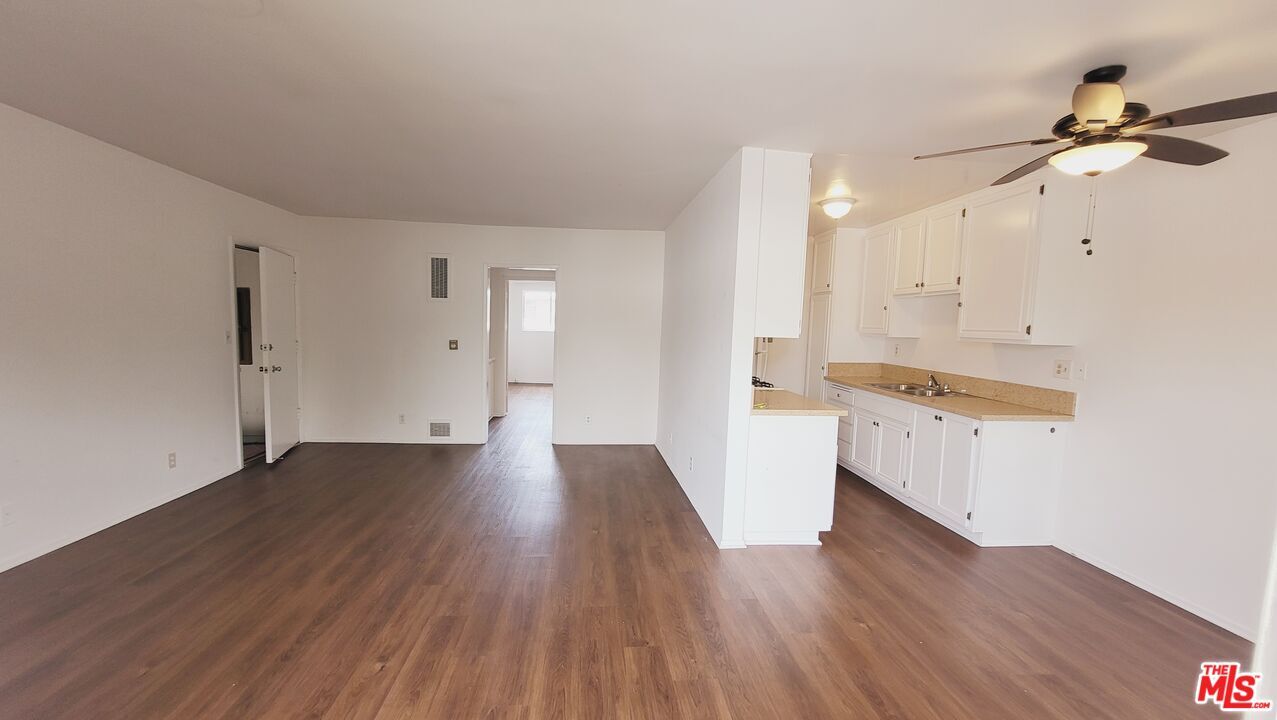 Property Photo: 818 7th St CA 90403