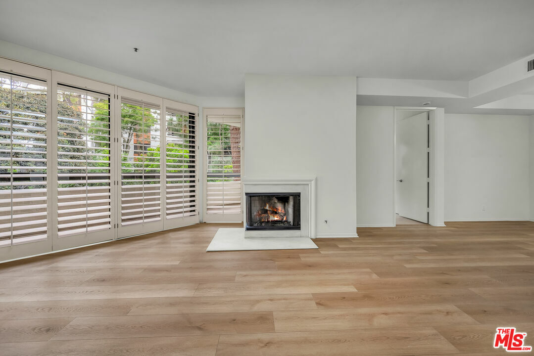 Property Photo: 2131 Century Park Ln CA 90067