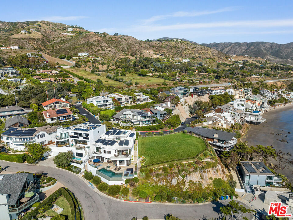 Property Photo: 31540 Victoria Point Rd CA 90265