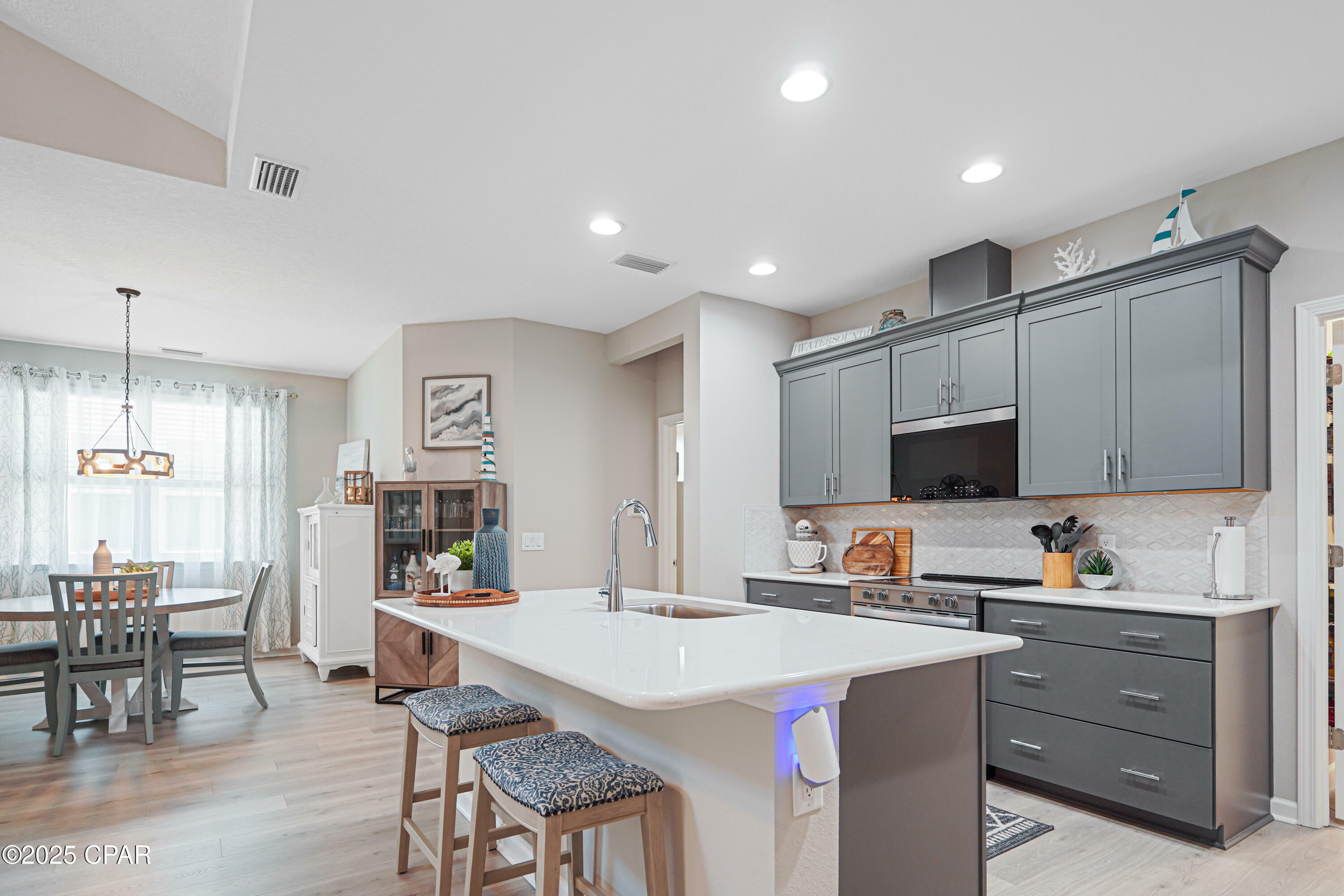 Property Photo: 8532 Dreams Float Court FL 32413