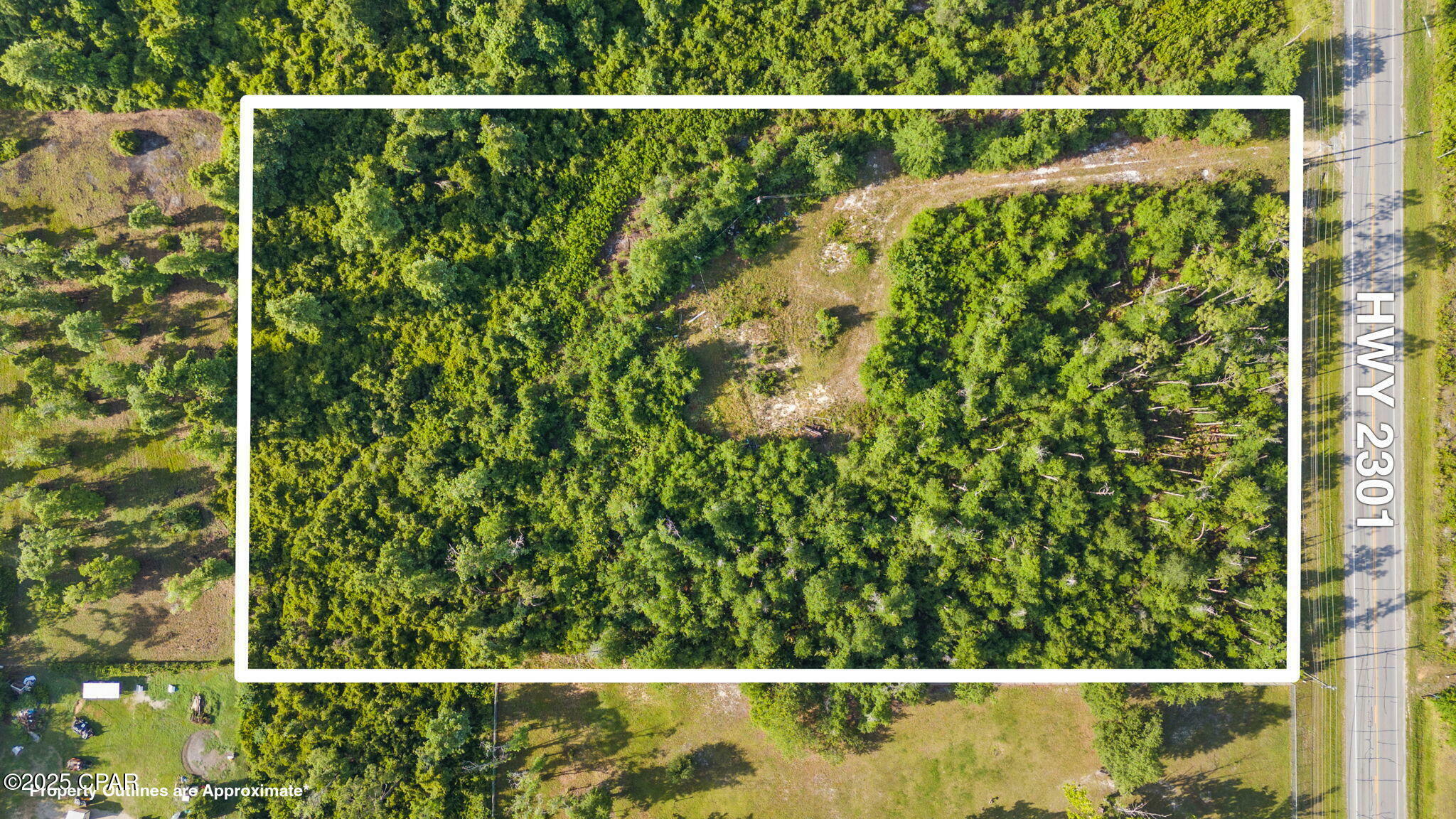 Property Photo: 6902 Highway 2301 FL 32404