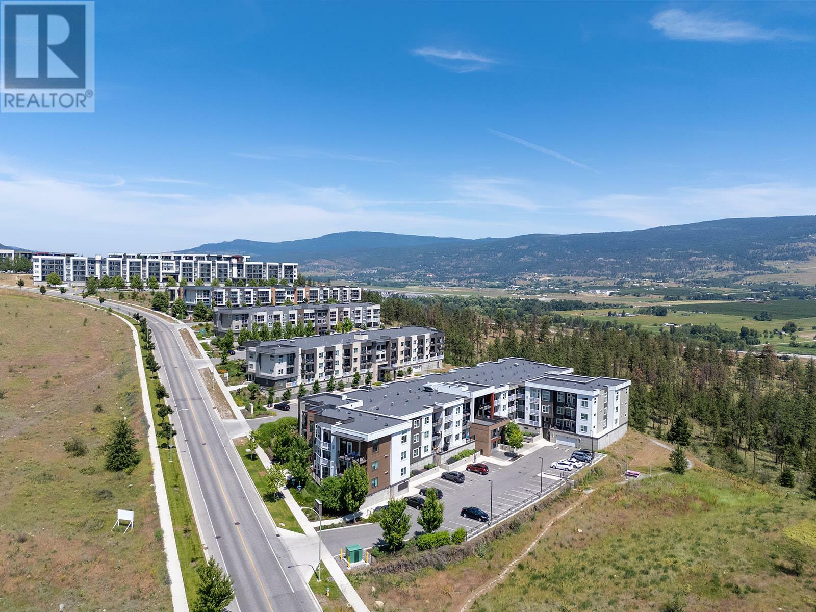 Property Photo: 625 Academy Way 203 BC V1V 0E3