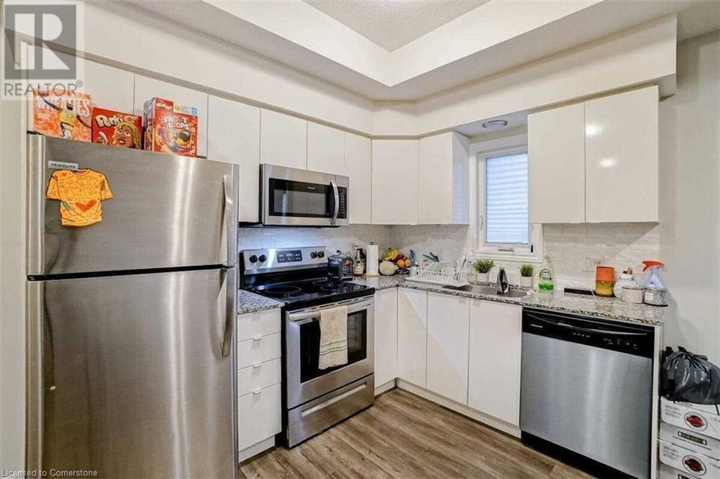 Property Photo: 1430 Highland Road West B19 ON N2N 3K6