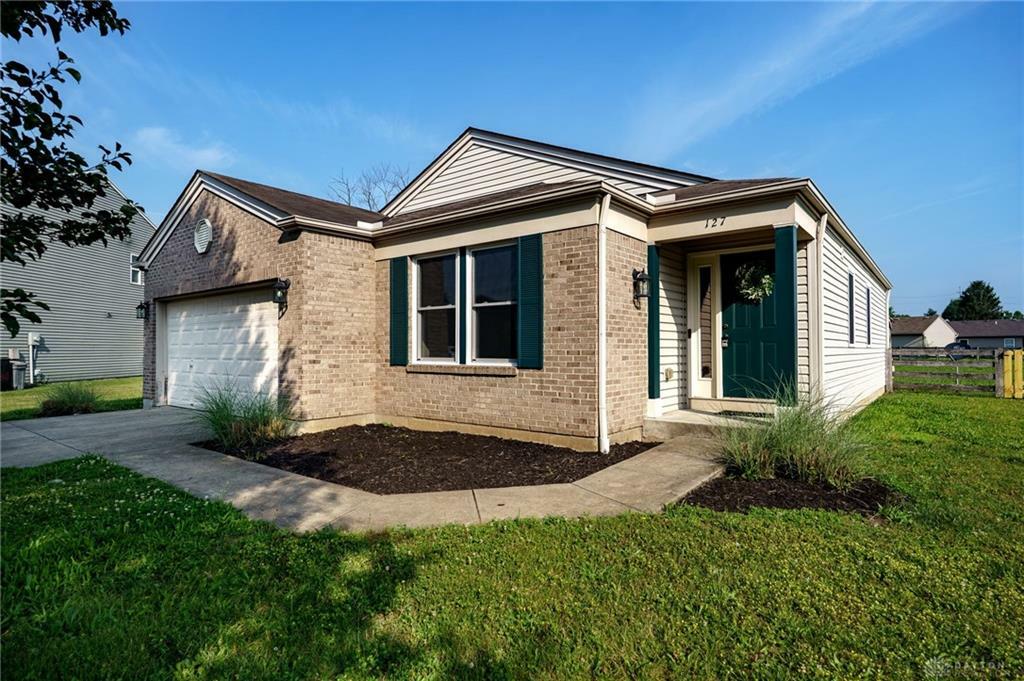 Property Photo:  127 Day Place  OH 45067 