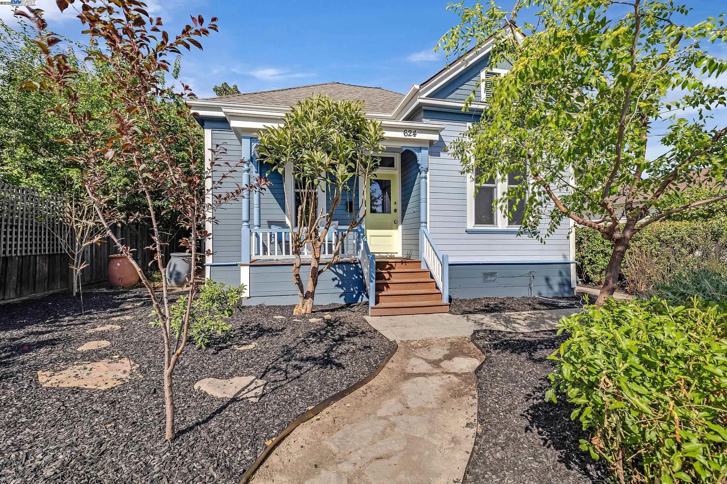 Property Photo:  624 N 17th St  CA 95112 