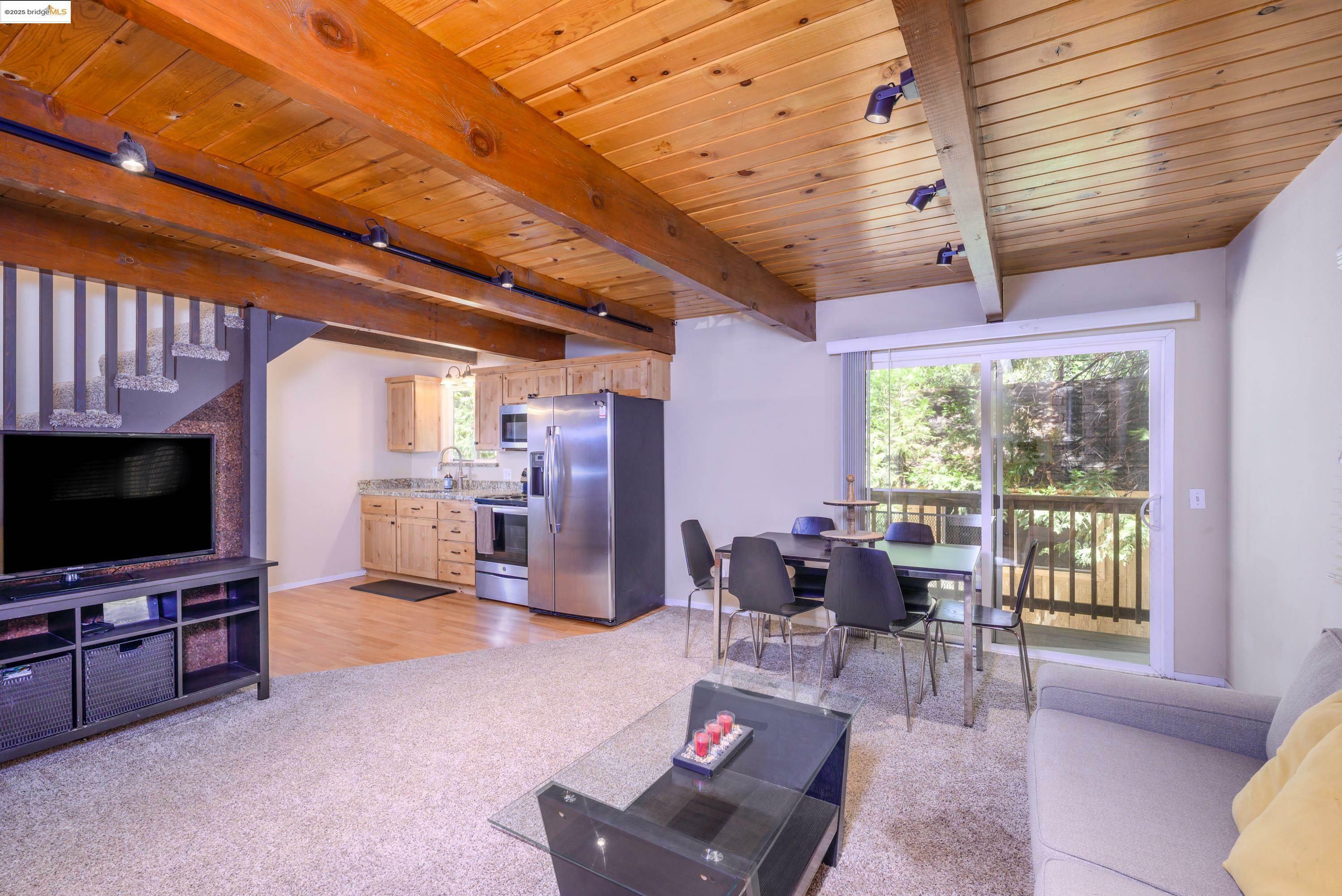 Property Photo: 22744 Confidence Rd CA 95383