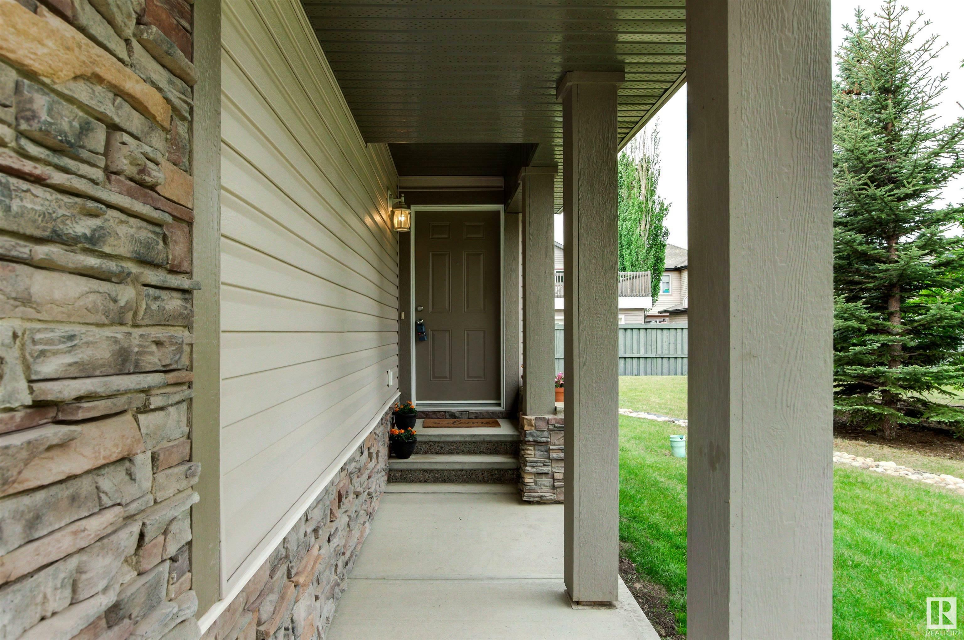 Property Photo: 12050 17 Avenue SW 108 AB T6W 1X4