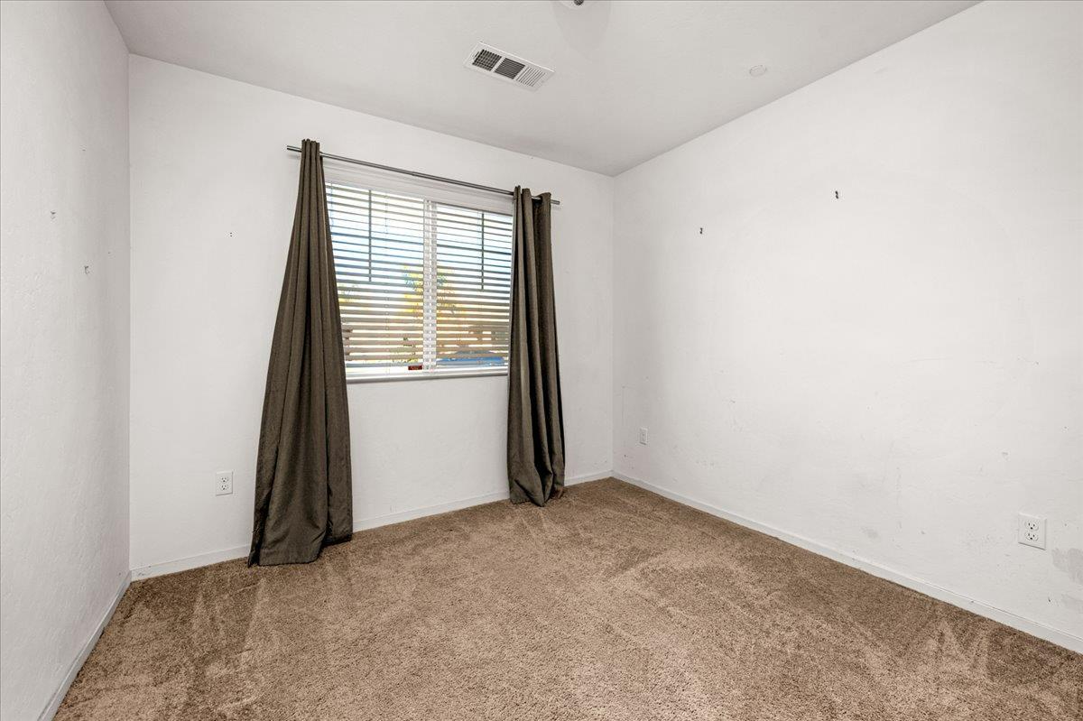 Property Photo:  2127 Tule River Avenue  CA 93212 