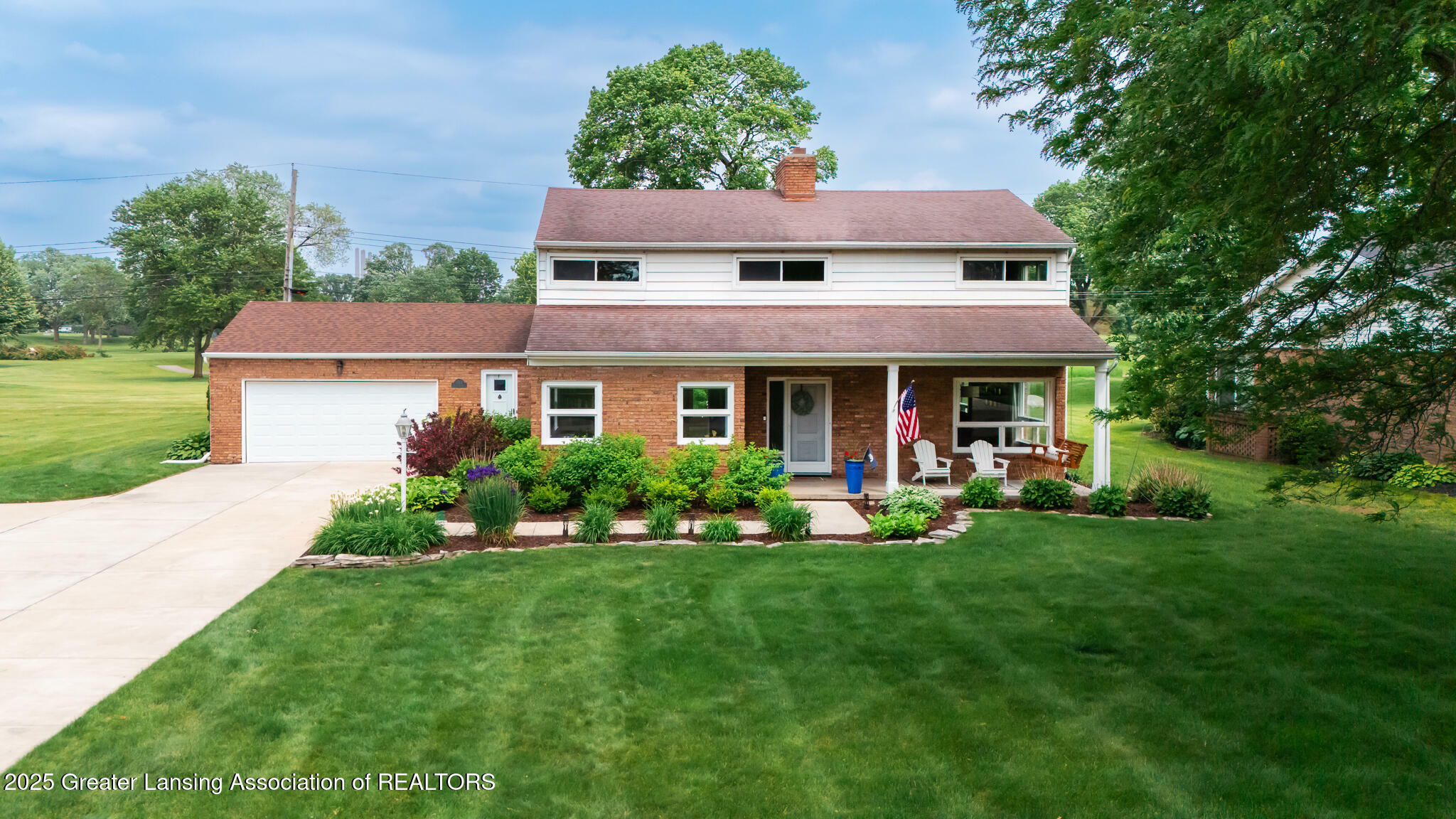 Property Photo: 1717 Nottingham Road MI 48911