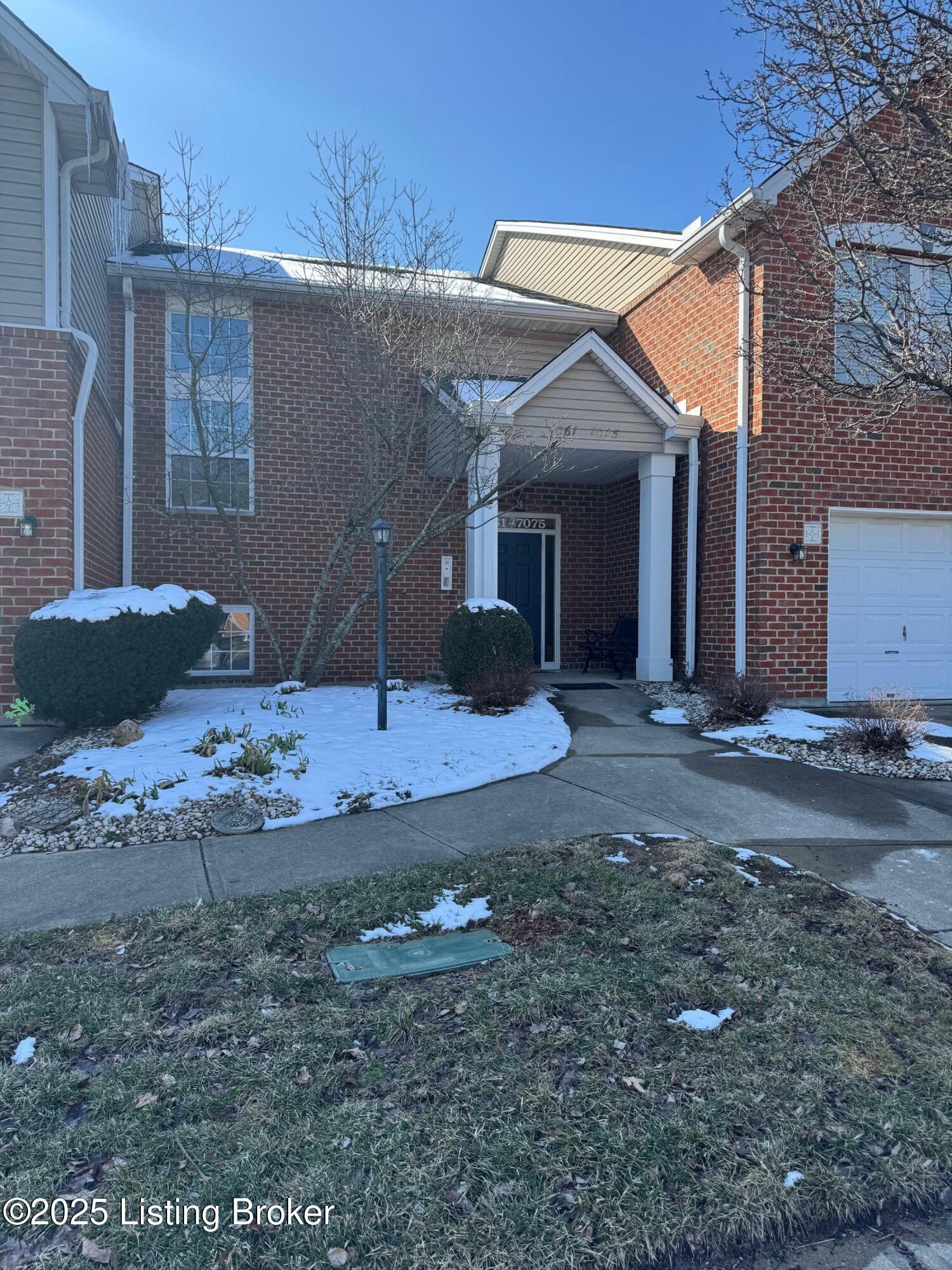 Property Photo: 7073 Glen Kerry Ct KY 41042