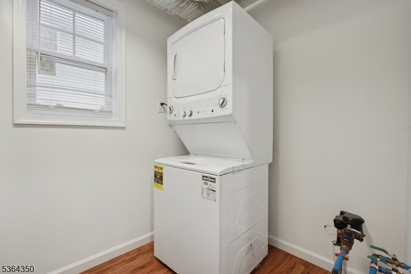Property Photo: 87 N 18th St NJ 07017