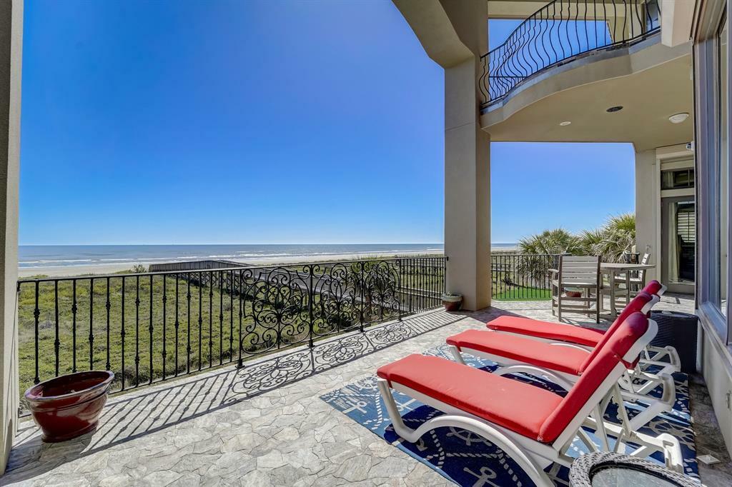 Property Photo: 19615 Shores Drive TX 77554