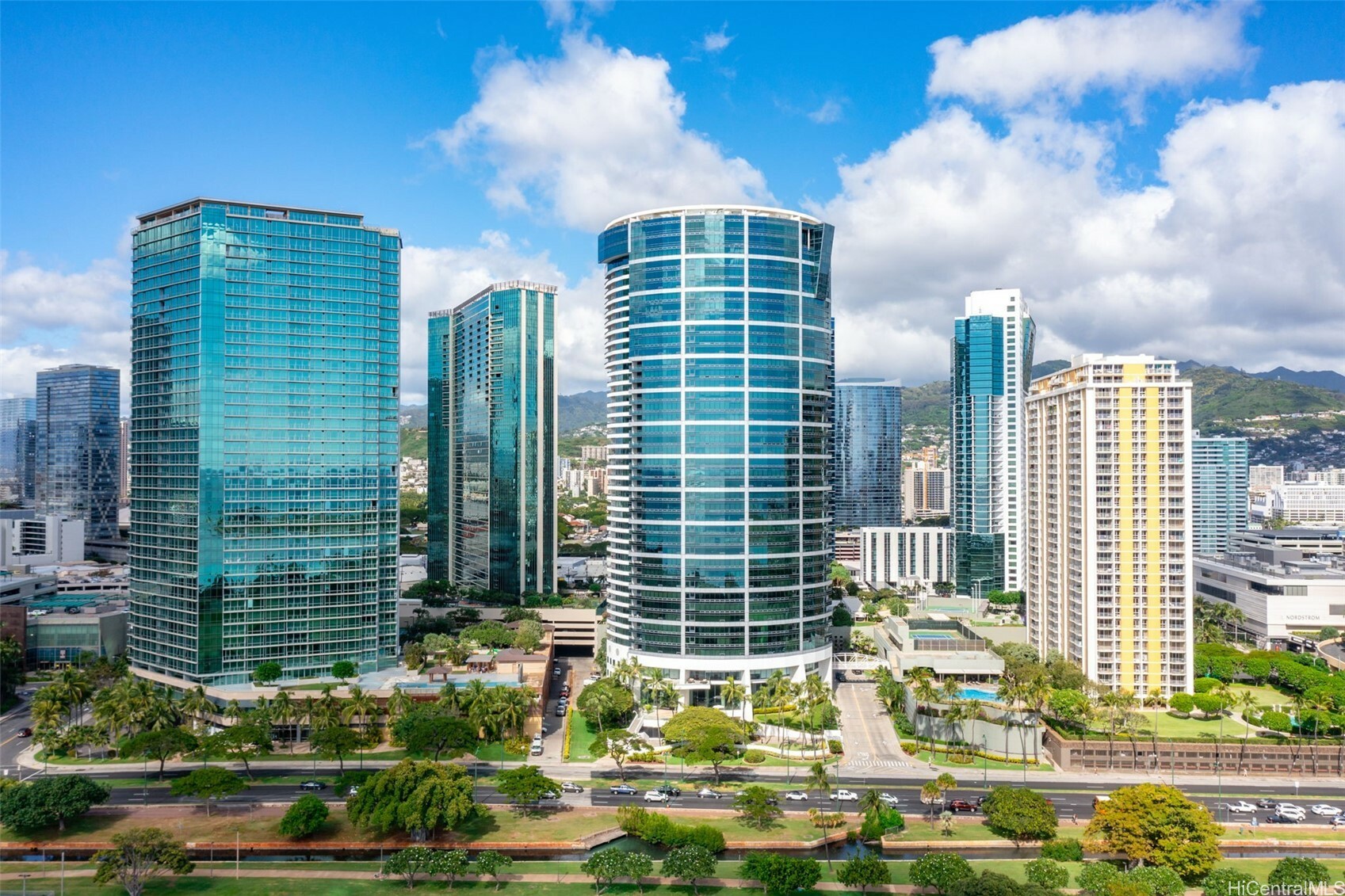 Property Photo: 1330 Ala Moana Boulevard 3204 HI 96814