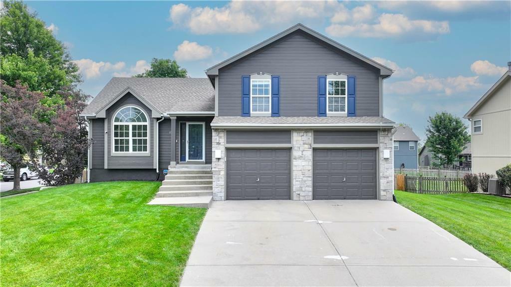 8111 NE 111th Terrace  Kansas City MO 64157 photo
