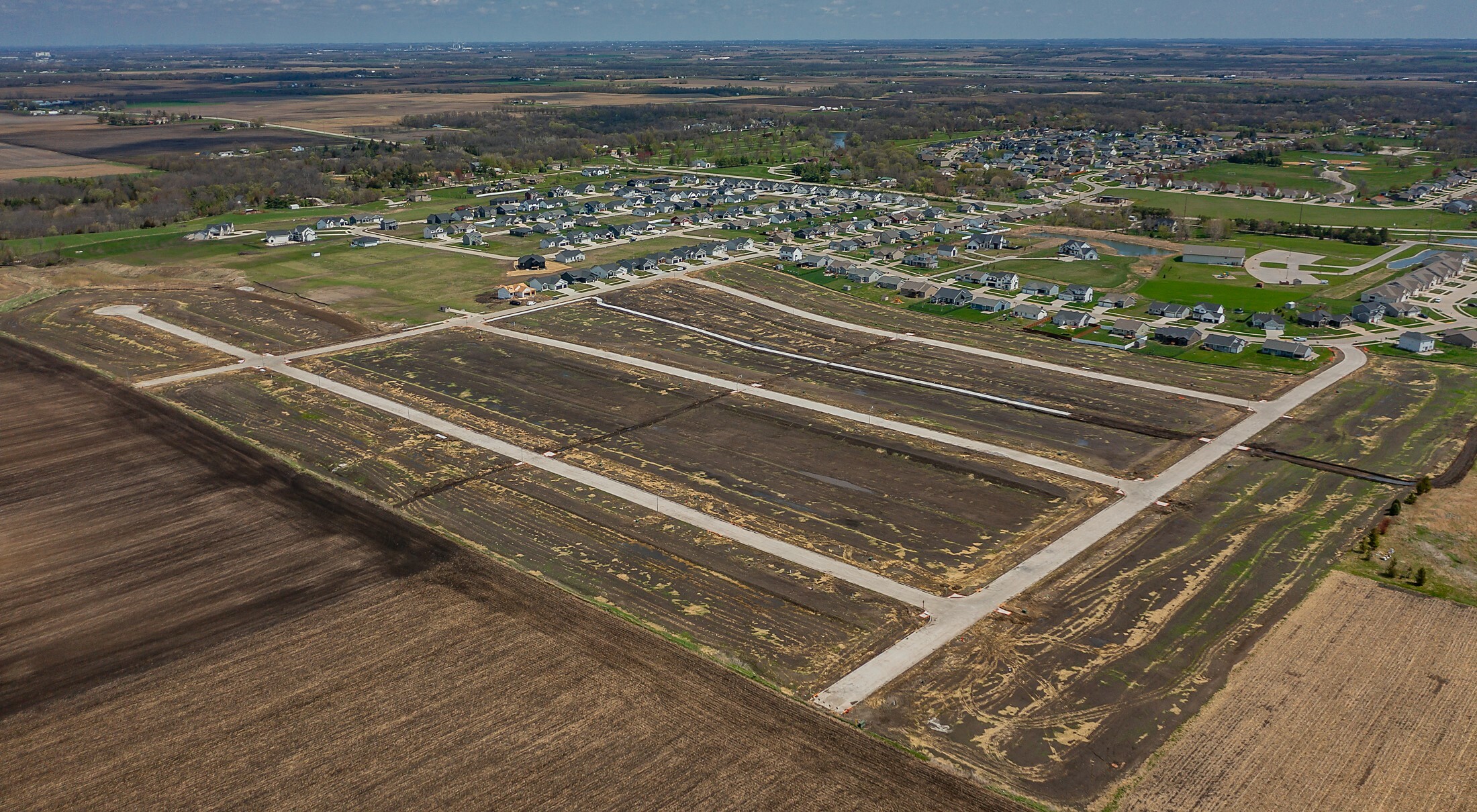 Property Photo:  711 Wildflower Drive  IA 50124 