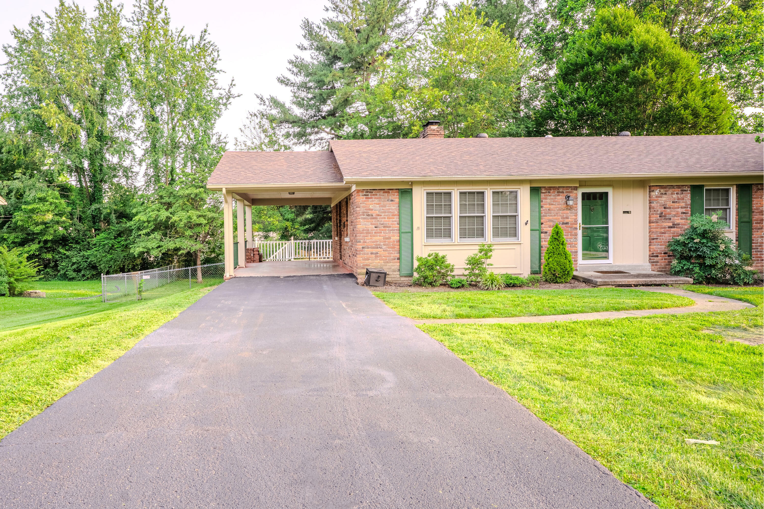 Property Photo: 509 Reed Drive KY 40601