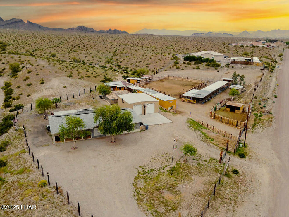 Property Photo: 4252 E Coronado Rd AZ 86404