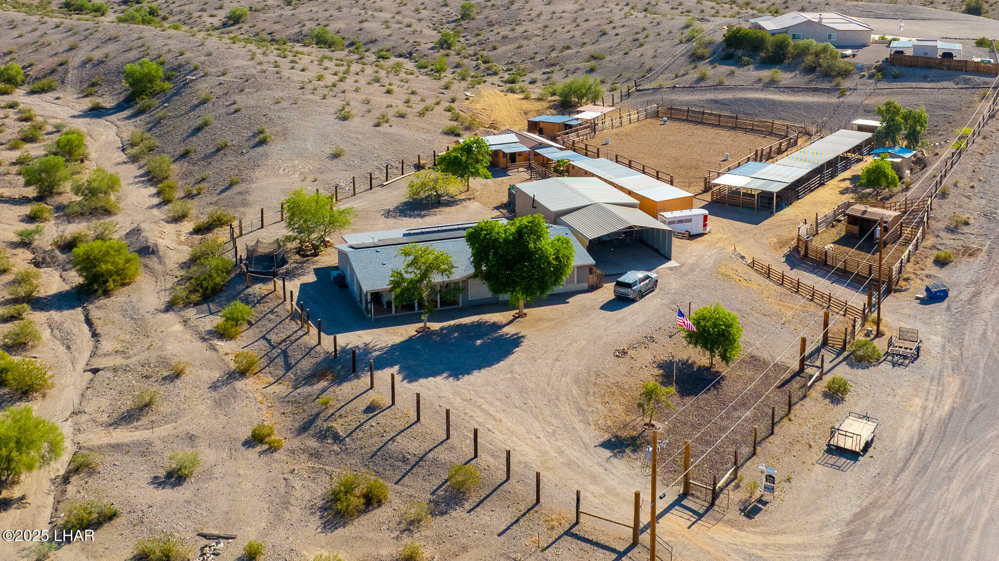 Property Photo: 4252 E Coronado Rd AZ 86404