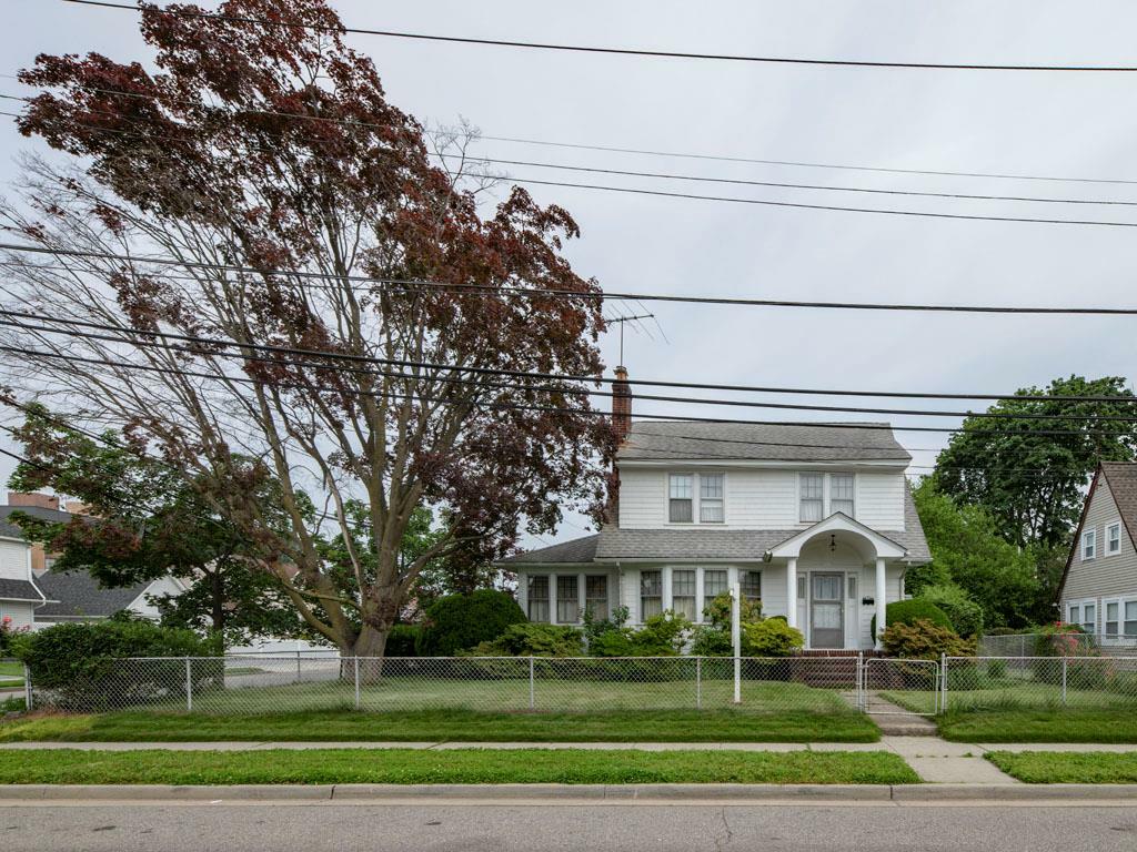 29 Devon Road  Hempstead NY 11550 photo