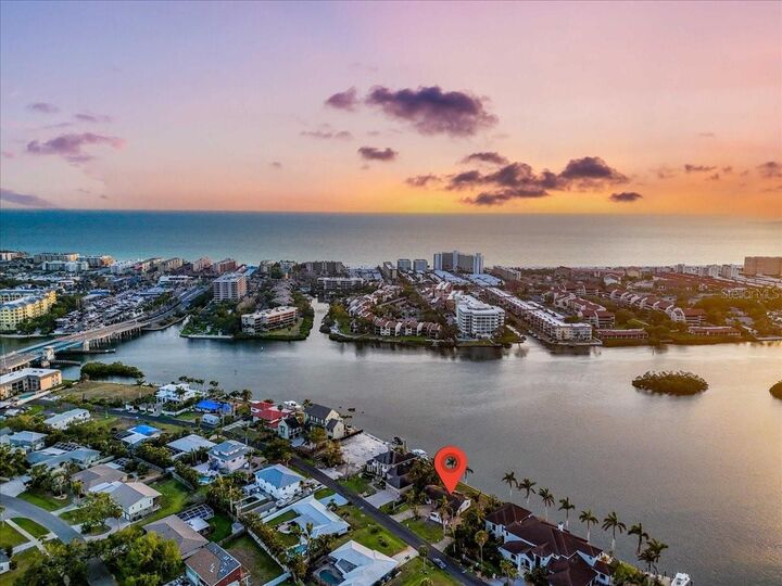 6426 Hollywood Boulevard  Sarasota FL 34231 photo