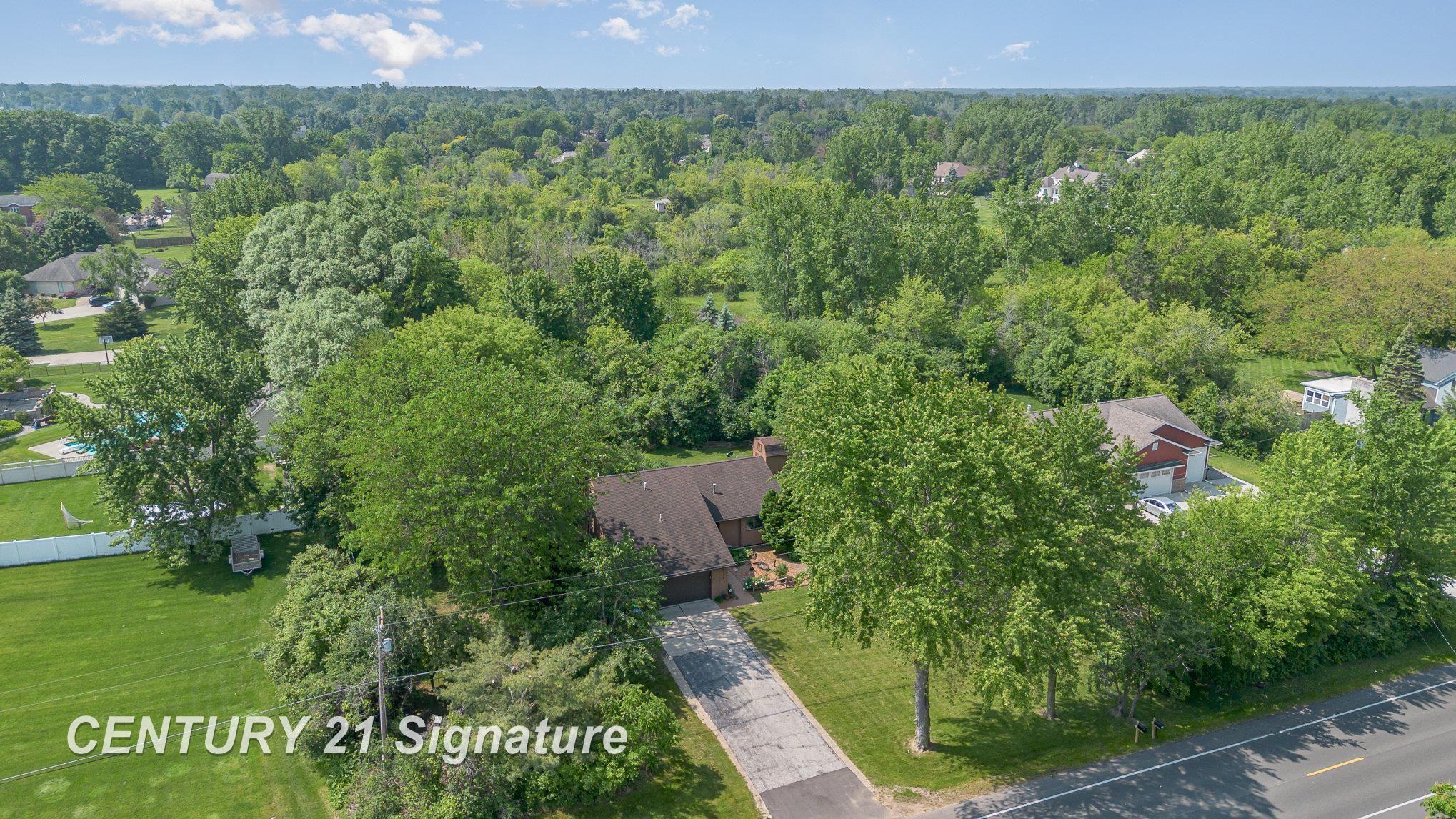 Property Photo: 5335 McCarty Road MI 48603