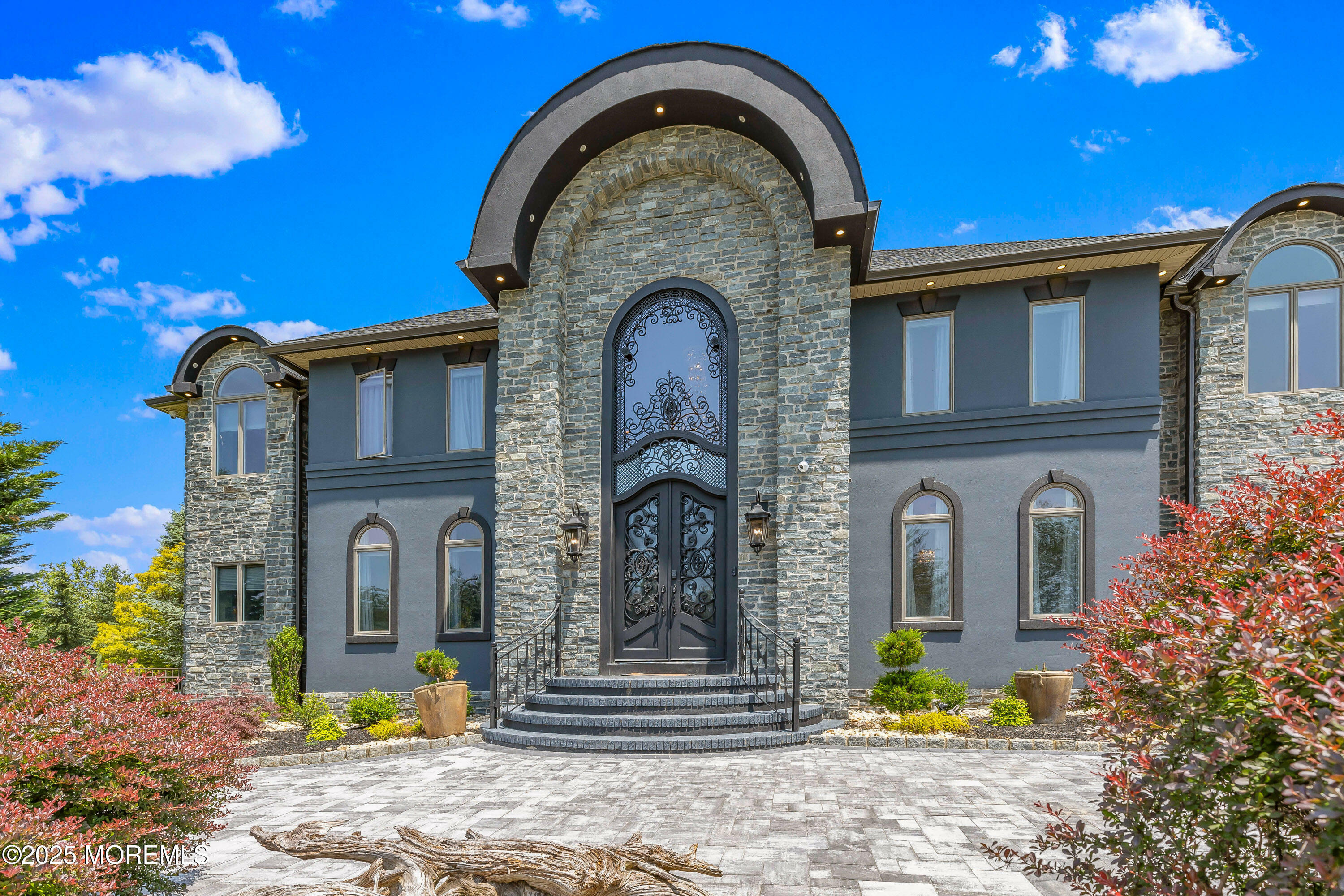 Property Photo:  806 Turquoise Trail  NJ 07751 