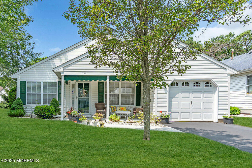103 Sleepy Hollow Drive  Brick NJ 08723 photo