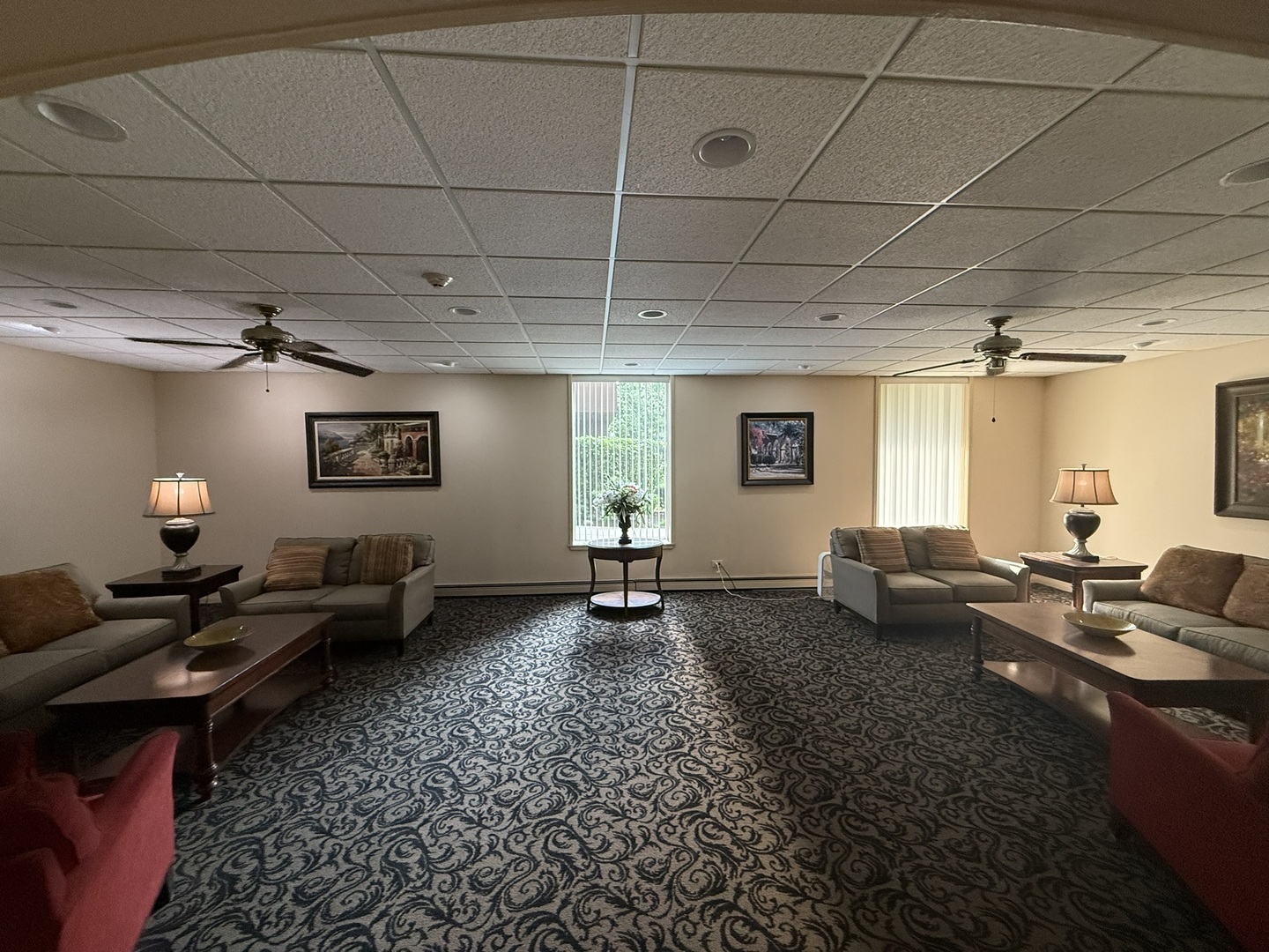 Property Photo: 1311 S Finley Road 411 IL 60148