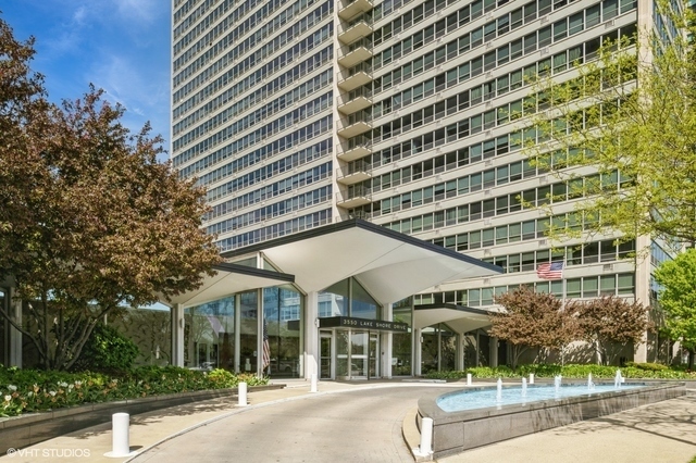 Property Photo: 3550 N Lake Shore Drive 927 IL 60657