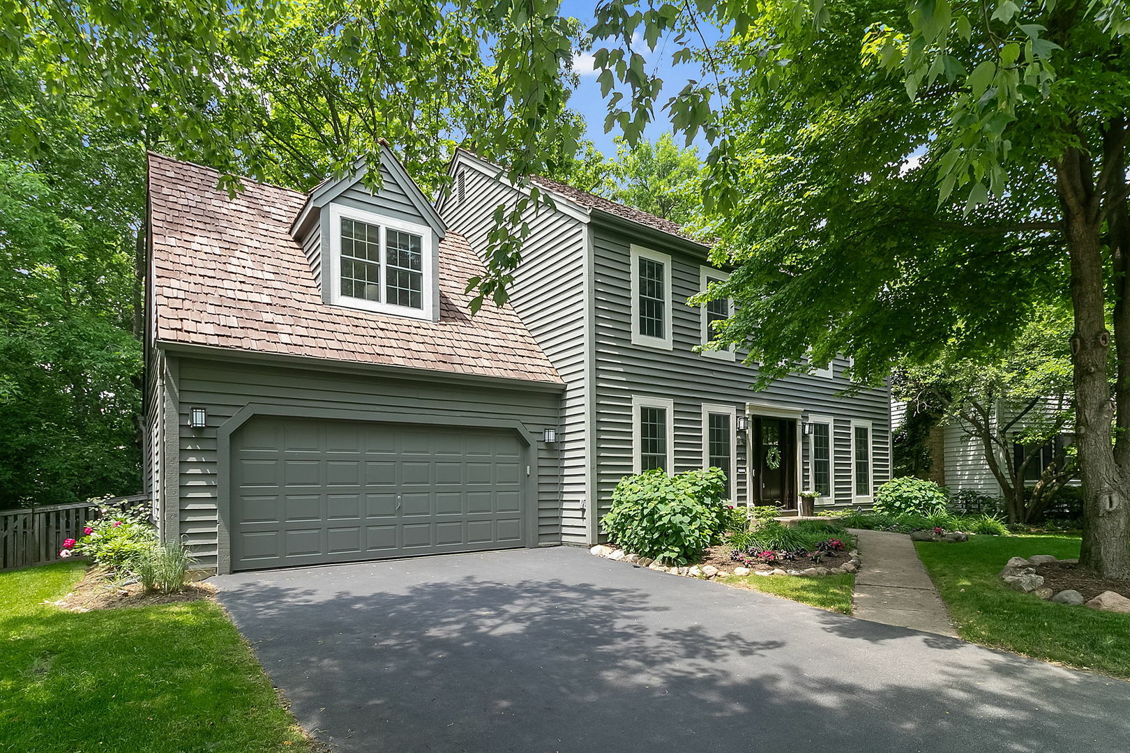 Property Photo: 4774 Kings Way IL 60031
